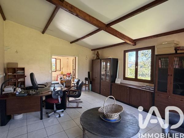 Maison à vendre 5 pièces 145,49 m² Alès