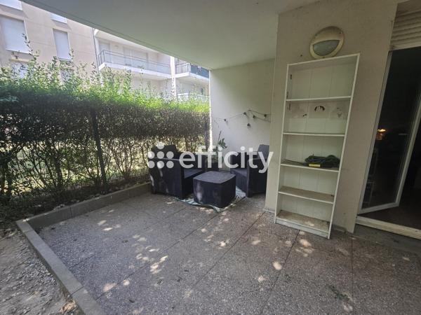 Appartement
         2 pièces
        - 47 m² Exclusivité 145 000 € *