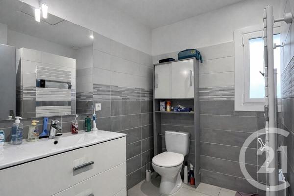 Appartement T3 à vendre  3 pièces - 64,62 m2 ST HILAIRE DE RIEZ - 85