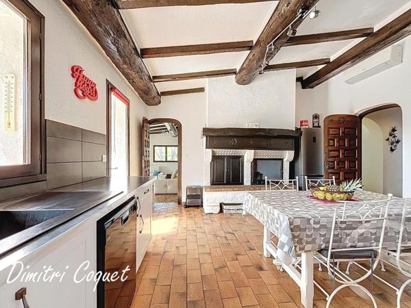 Villa andalouse spacieuse avec potentiel de construction