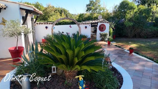 Villa andalouse spacieuse avec potentiel de construction