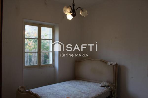 13260 - CASSIS - Port Miou - Maison de 135 m2 avec 2 appartements et garage