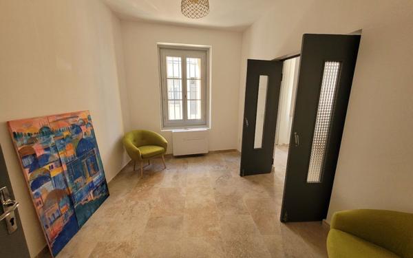 Maison à vendre    3 pièces • 51 m2 Avignon