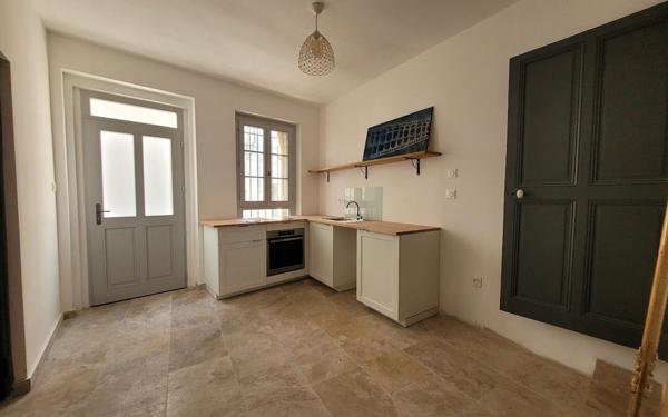 Maison à vendre    3 pièces • 51 m2 Avignon