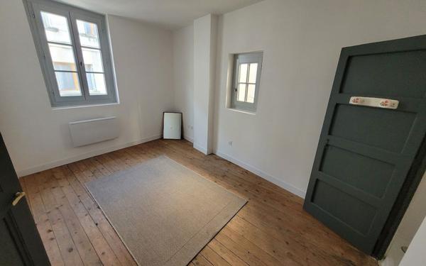 Maison à vendre    3 pièces • 51 m2 Avignon