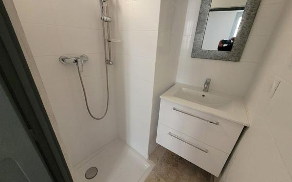 Maison à vendre    3 pièces • 51 m2 Avignon