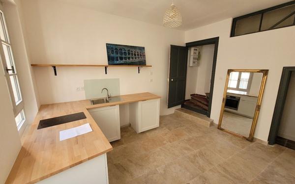 Maison à vendre    3 pièces • 51 m2 Avignon
