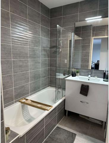 3 PIÈCES MODERNE AVEC TERRASSE ET VUE DÉGAGÉE - VENCE