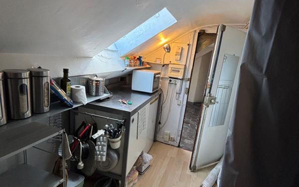 Appartement à vendre    1 pièce • 3,40 m2 Paris 5