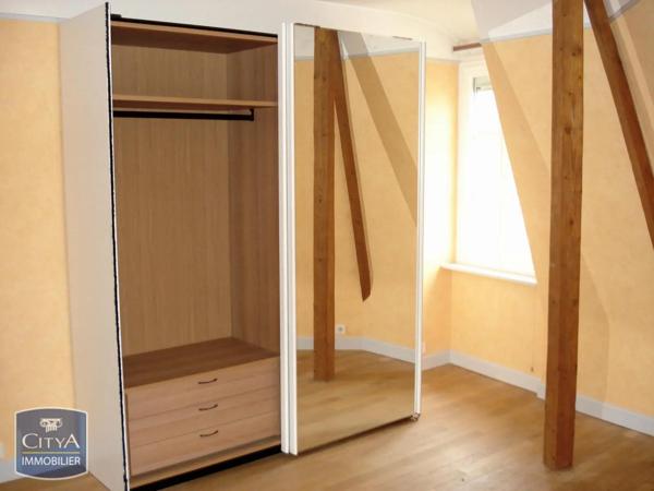 Appartement à louer 5 pièces 119.04m²