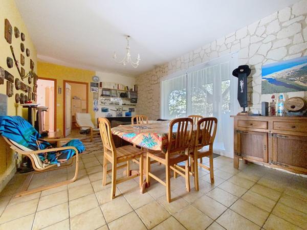 Saint-Julien-en-Born (40170) Maison de plain-pied avec spa et véranda à proximité du littoral