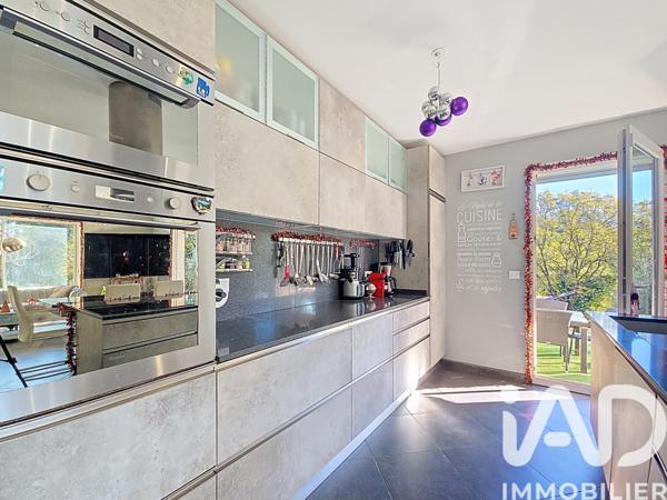 Maison à vendre 6 pièces 126 m² Colomars