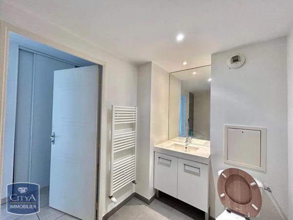 Appartement à louer 2 pièces 45.82m² Saint-Étienne (42000)