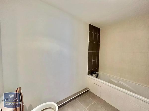 Appartement à louer 2 pièces 45.82m² Saint-Étienne (42000)