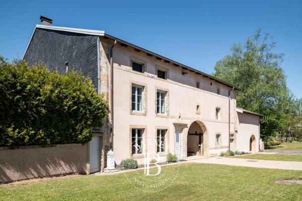Dogneville, Propriété  575 m² à vendre