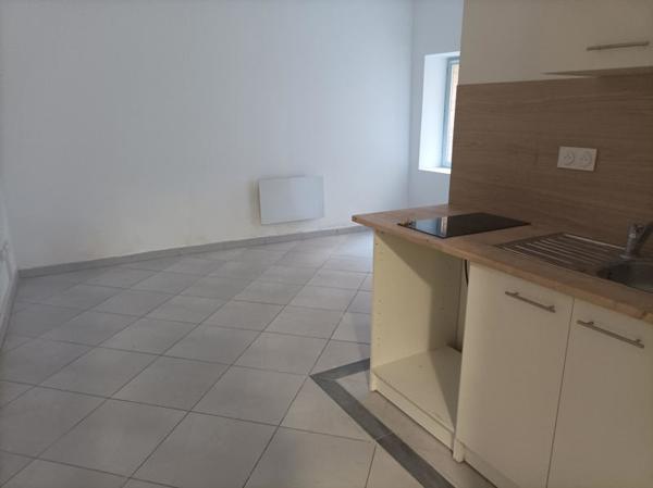 Appartement à louer |  Bessan |  1 pièce | 19 m²
