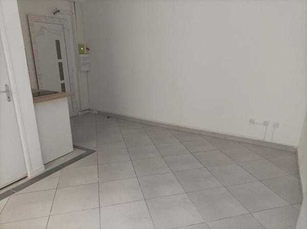 Appartement à louer |  Bessan |  1 pièce | 19 m²