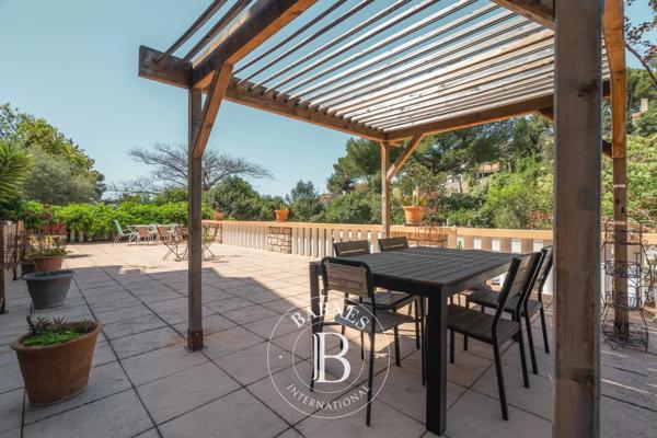 Cassis, Maison 3 Chambres -  216 m² à vendre