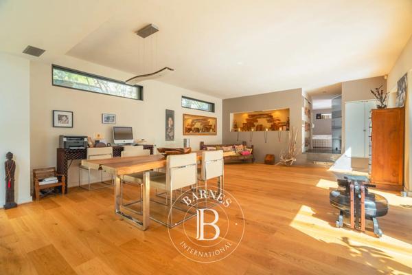 Cassis, Maison 3 Chambres -  216 m² à vendre