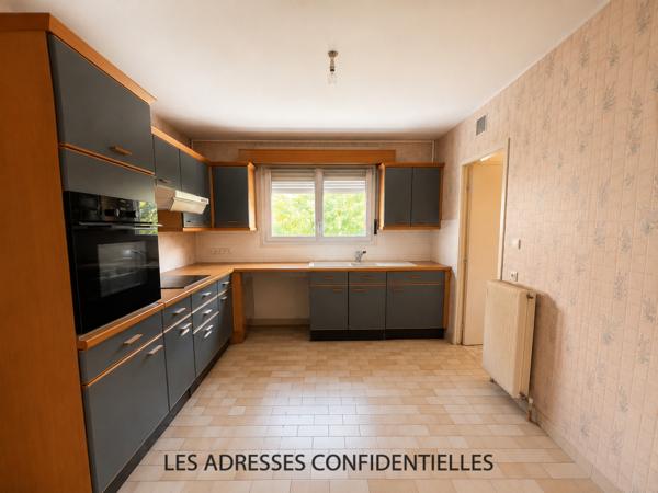 TASSIN LA DEMI LUNE - Proche Parc de la raude - Appartement 92 m² balcon et garage
