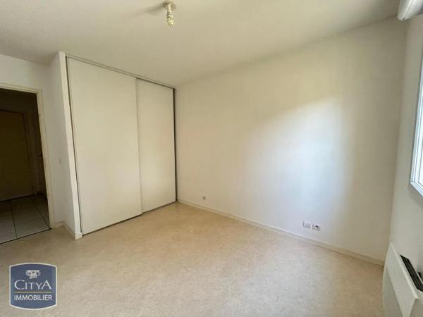 Appartement à louer 2 pièces 47.87m² Tarbes (65000)