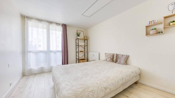 Appartement Roissy En Brie 5 pièce(s) 99 m2