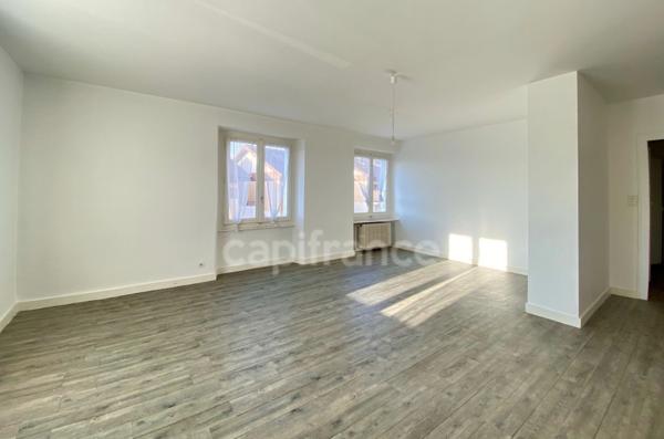 Opportunité à saisir à Saint-Jean de Gonville. T4 de 114 m2