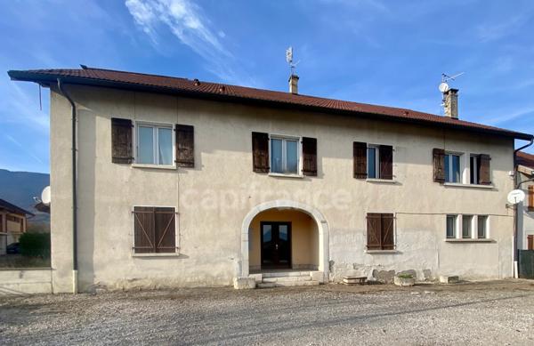 Opportunité à saisir à Saint-Jean de Gonville. T4 de 114 m2