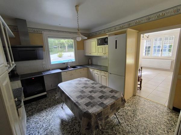 Maison à vendre |  Lissac-et-Mouret |  7 pièces | 155 m²