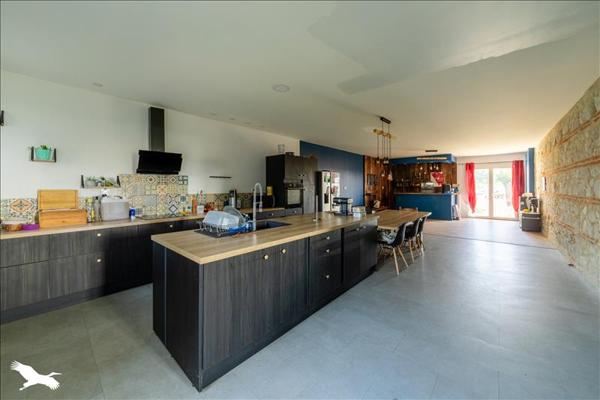 Maison à vendre |  Goudourville |  6 pièces | 208 m²