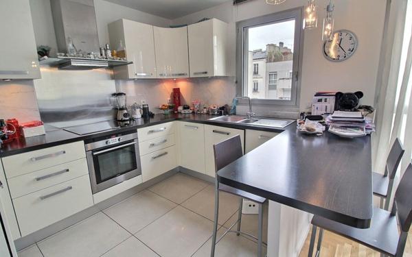 Appartement à vendre    3 pièces • 66,26 m2 Saint-Mandé