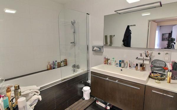 Appartement à vendre    3 pièces • 66,26 m2 Saint-Mandé