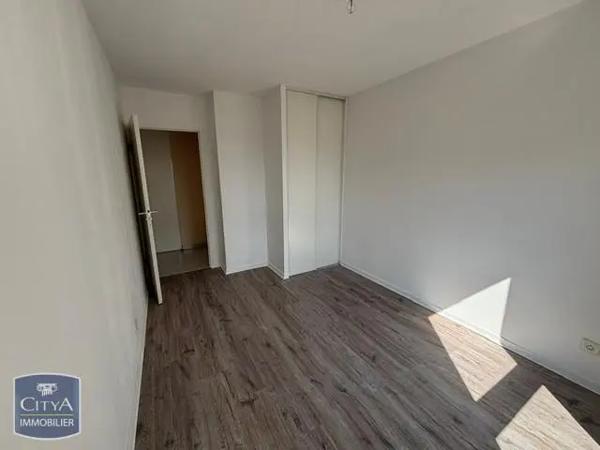 Appartement à louer 2 pièces 42.03m² Limoges (87100)