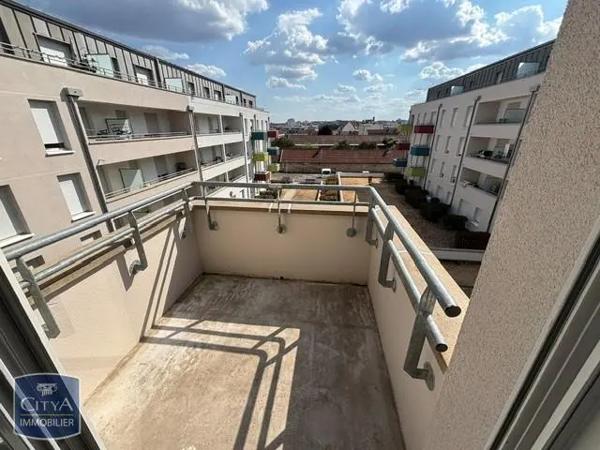 Appartement à louer 2 pièces 42.03m² Limoges (87100)