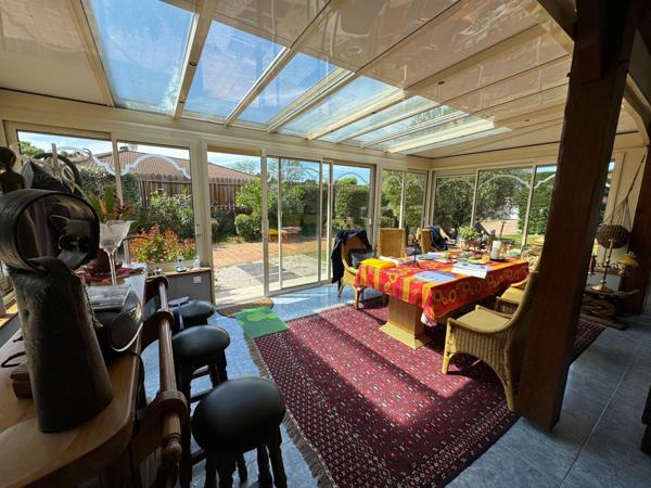 Maison T6 170 M2 terrain 1177m2 piscine garage