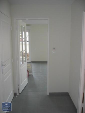 Appartement à louer 2 pièces 56.1m²