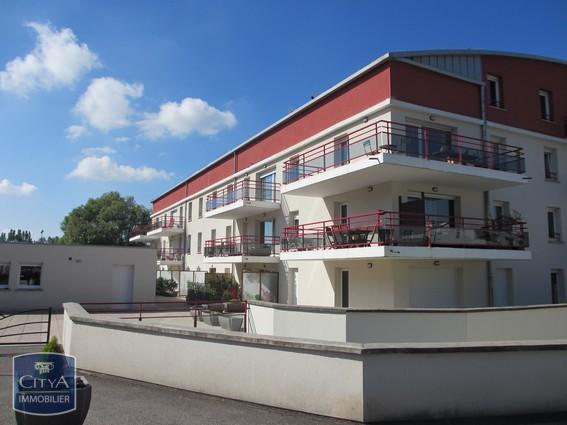 Appartement à louer 2 pièces 56.1m²