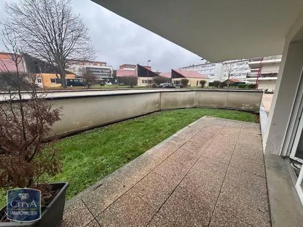 Appartement à louer 2 pièces 56.1m² Essey-lès-Nancy (54270)