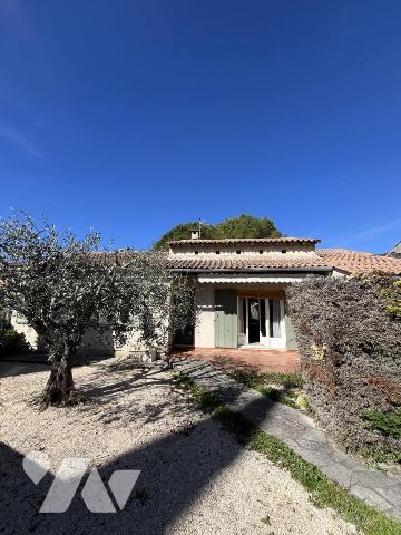 Maison traditionnelle à 10 minutes à pied du centre Uzès