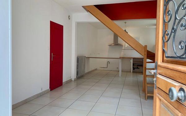 Maison à vendre    7 pièces • 189,70 m2 Poitiers