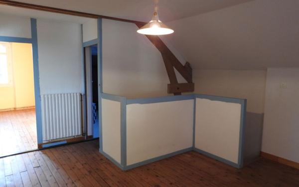 Maison à vendre    7 pièces • 189,70 m2 Poitiers