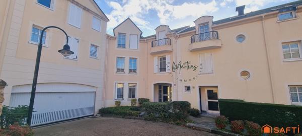 Appartement en rez-de-chaussée, Type T3, cave, 2 places de stationnement, 2 pas Gare RER B Lozère