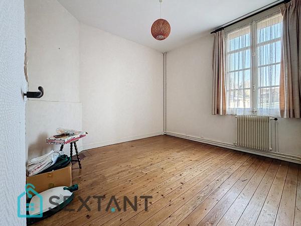 Maison à rénover de 186 m2 sur 1380 m2 de terrain