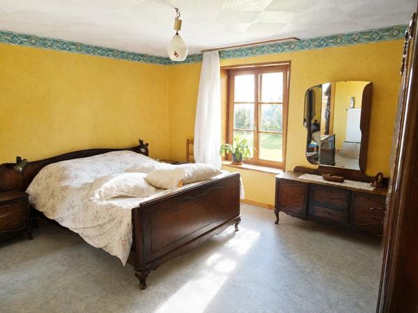 Vente                                                      Maison
                        
                     6 pièces                      80 m2                     à Schirmeck