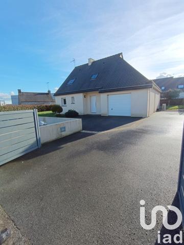 Maison traditionnelle 4 pièces de 110 m² à Plaintel (22940)