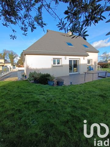 Maison traditionnelle 4 pièces de 110 m² à Plaintel (22940)