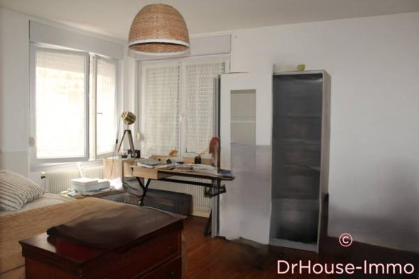Immeuble à vendre 6 pièces de 156 m²