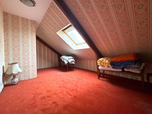 MAISON A FORT POTENTIEL A CHAUMONTEL