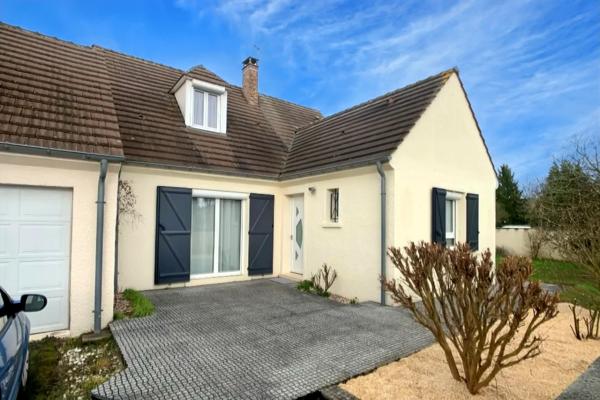 Maison
                                                                                                                                                                                                                                                                                                                        6 pièce(s)                                                                                                                                                                                                          4 chambre(s)                                                                                                                                                                                                          115  m²