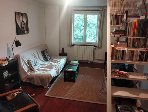 FAVERGES. MAISON DE VILLAGE  RENOVEE AVEC TERRAIN